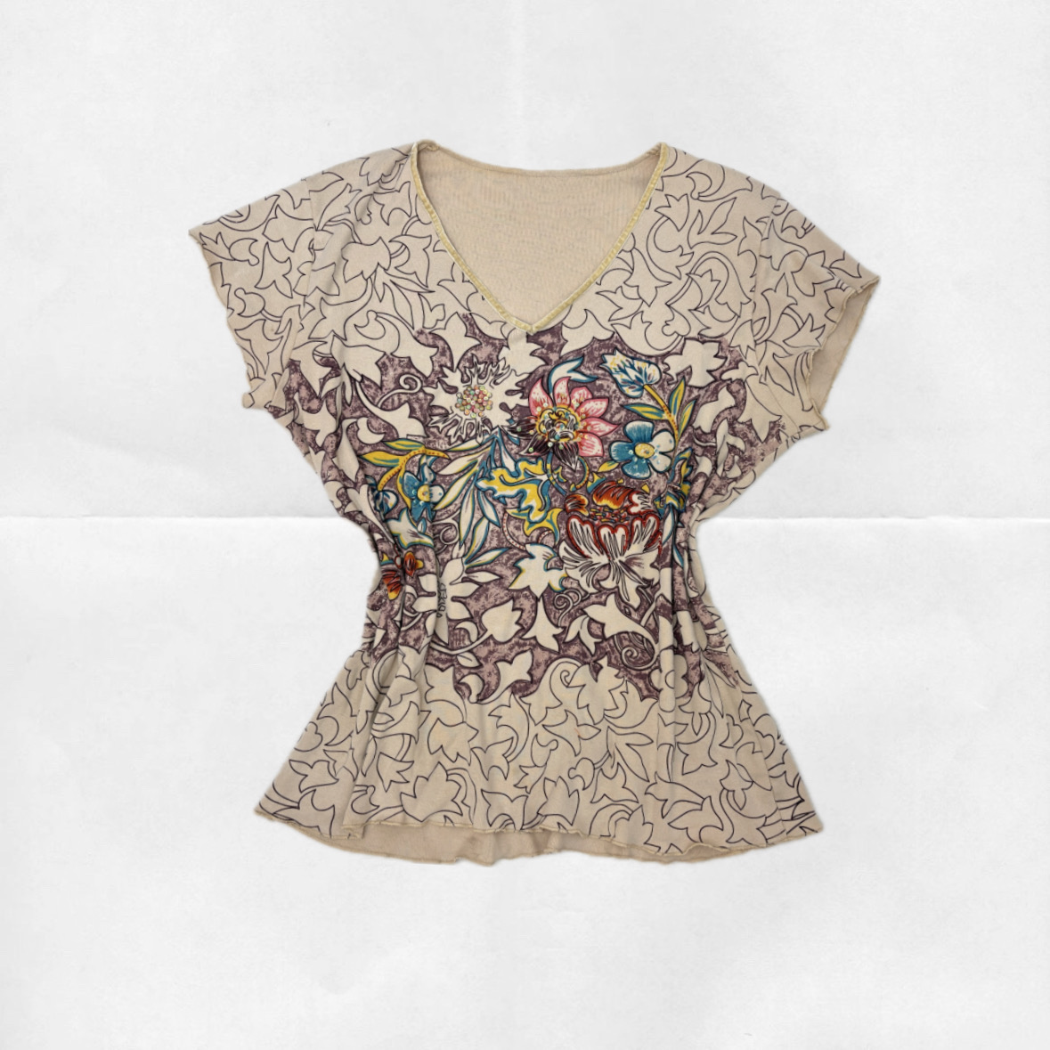 blusa art c/ pedraria ꩜